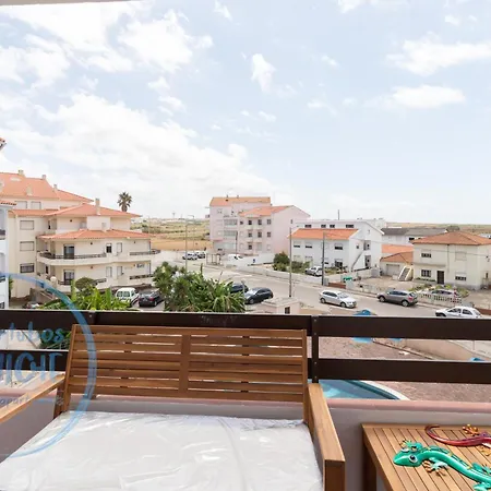 アパート Supertubos *